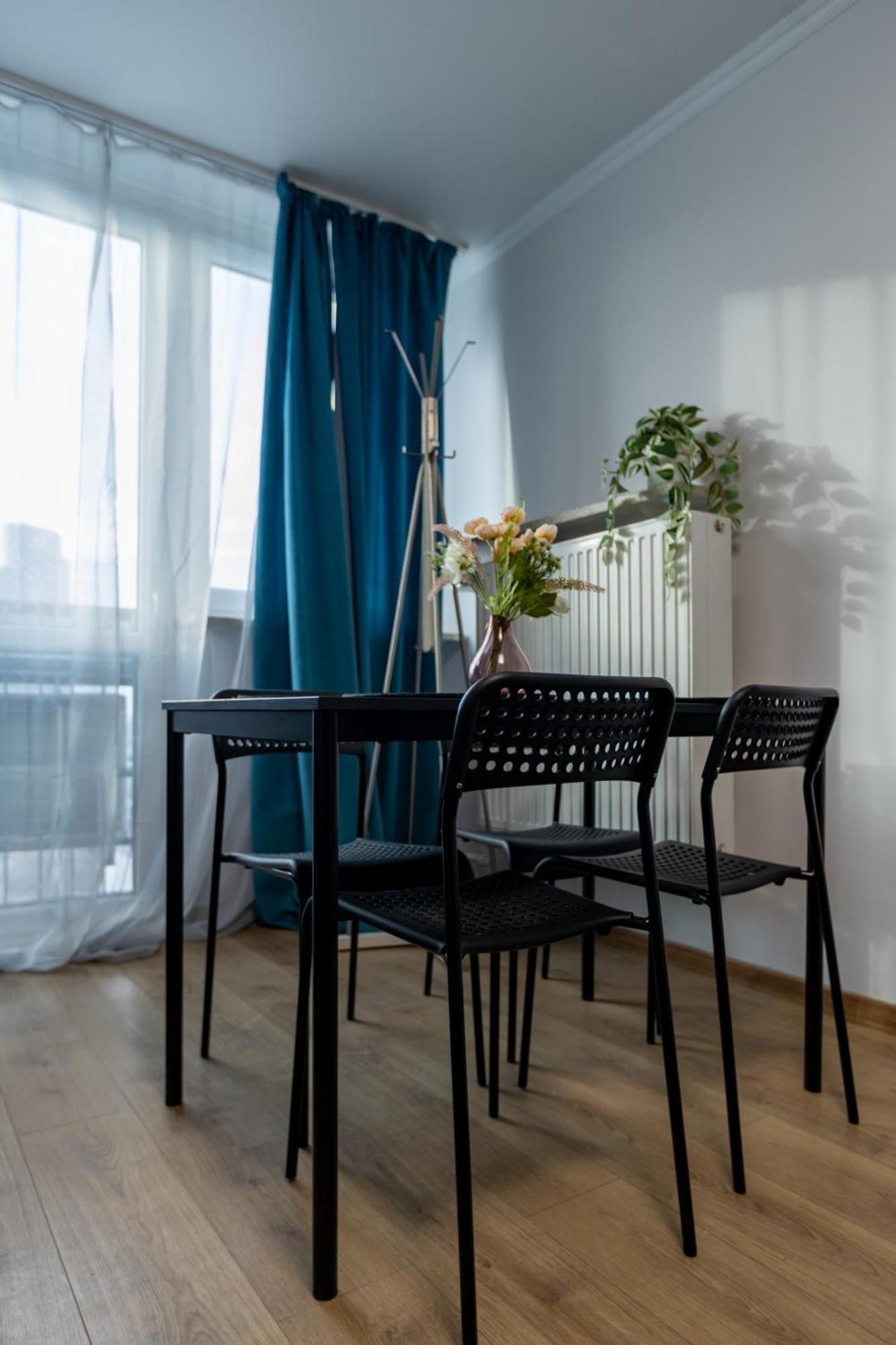 Unitapartament Short Rent In By Metro Station Rondo Onz With 3bedrooms 22 Butas
